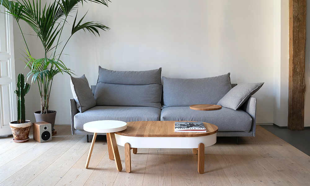 グレーのソファ